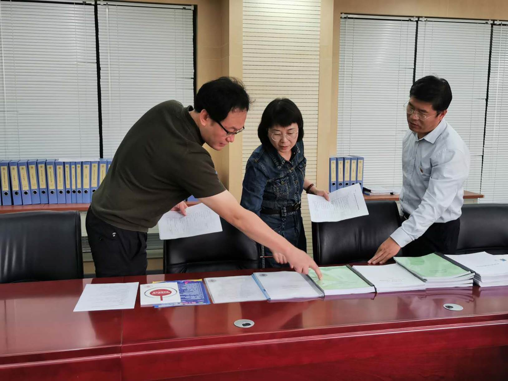 3b93a23e44cfa335c037bf8f2b9a501