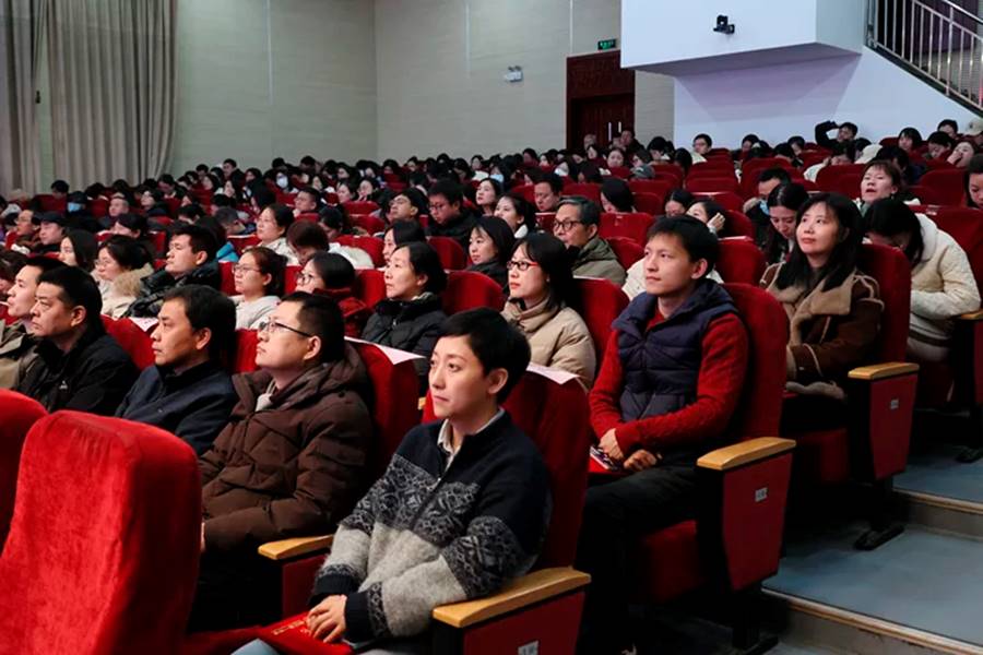 ffaacb7837074b578e32b37ad5c49e10